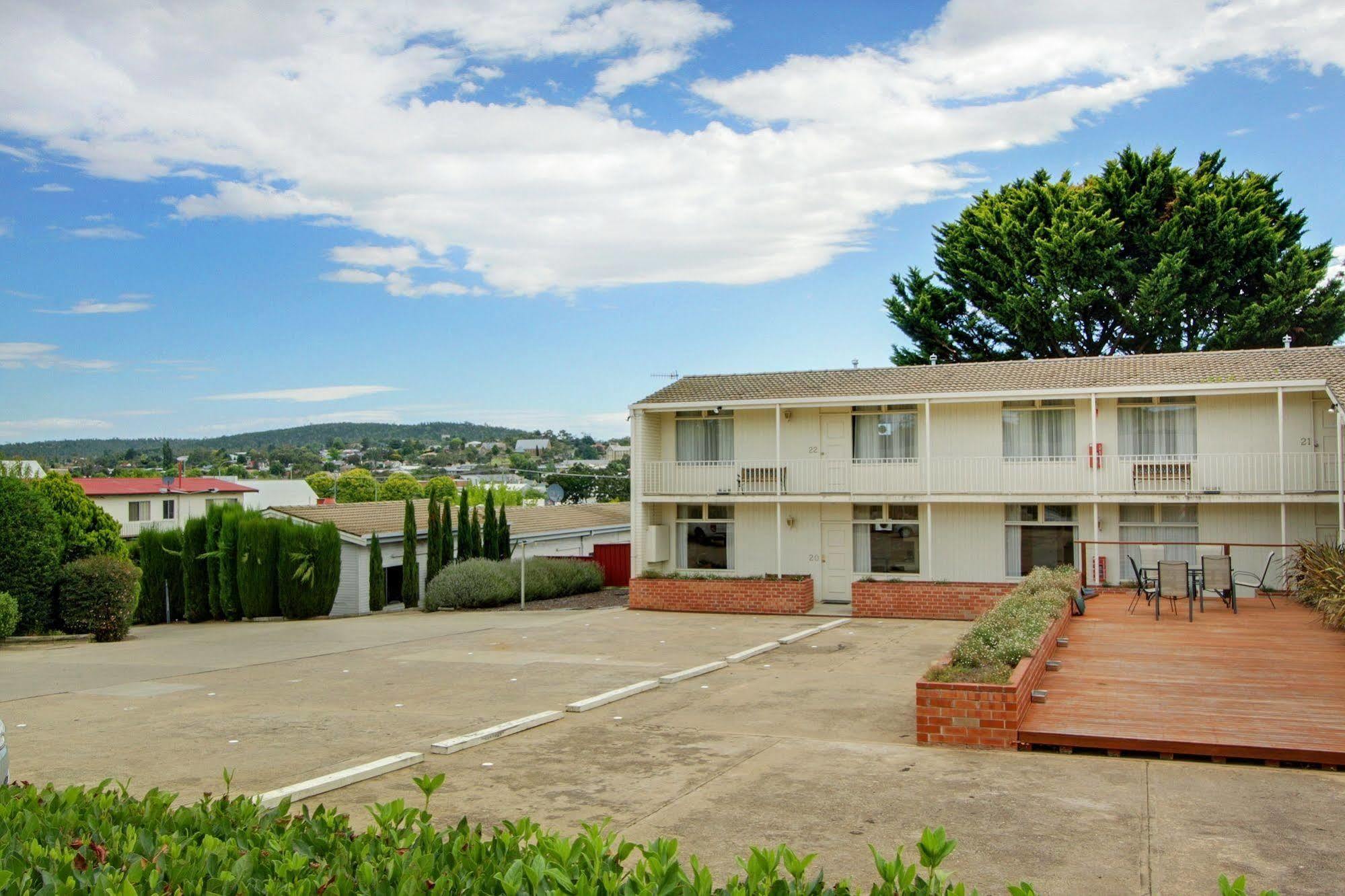 Redhill Cooma Motor Inn Bagian luar foto