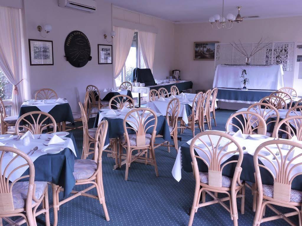 Redhill Cooma Motor Inn Bagian luar foto